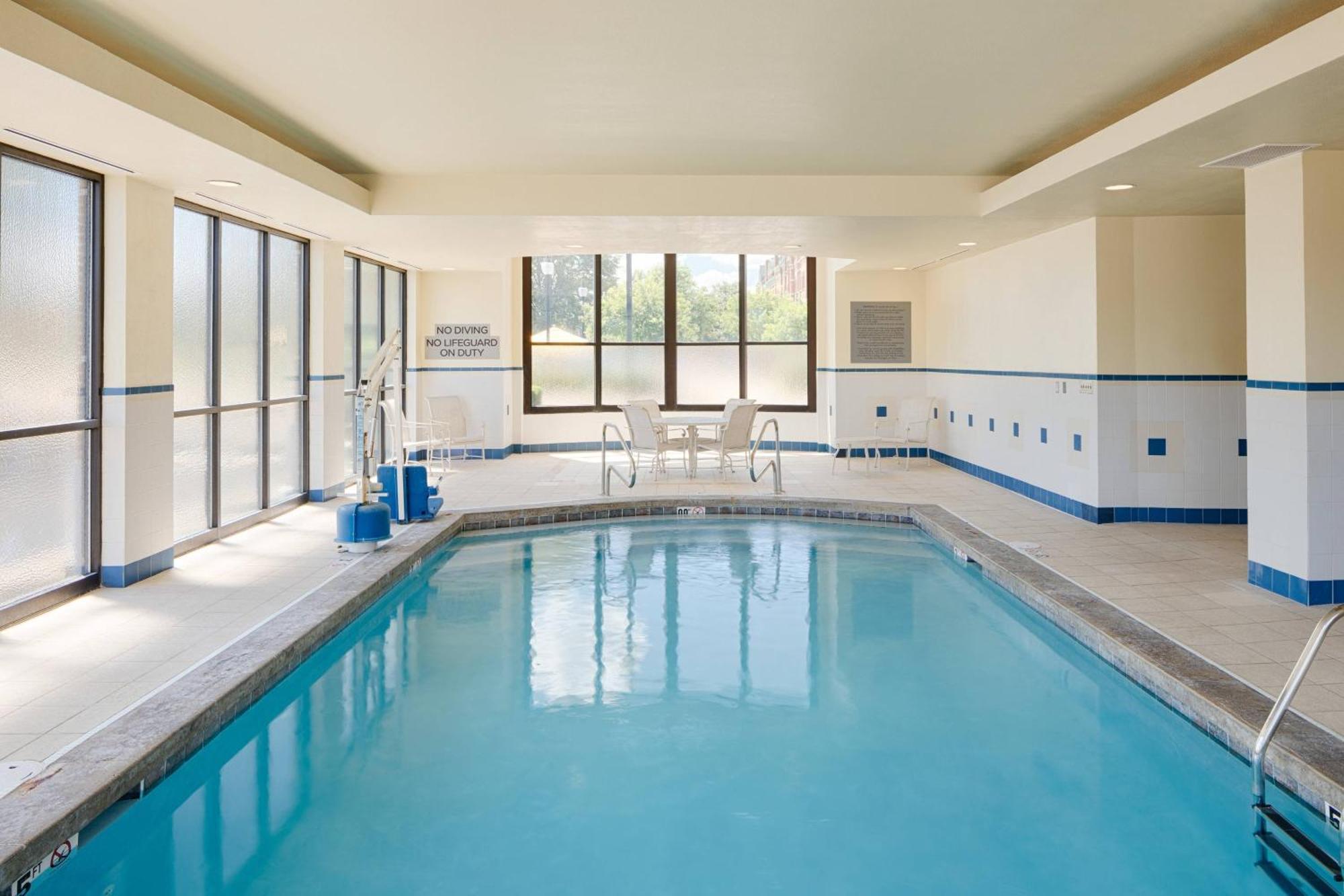 Courtyard By Marriott Springfield Downtown Ξενοδοχείο Εξωτερικό φωτογραφία
