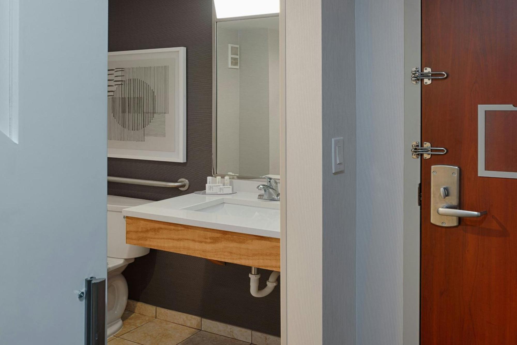 Courtyard By Marriott Springfield Downtown Ξενοδοχείο Εξωτερικό φωτογραφία