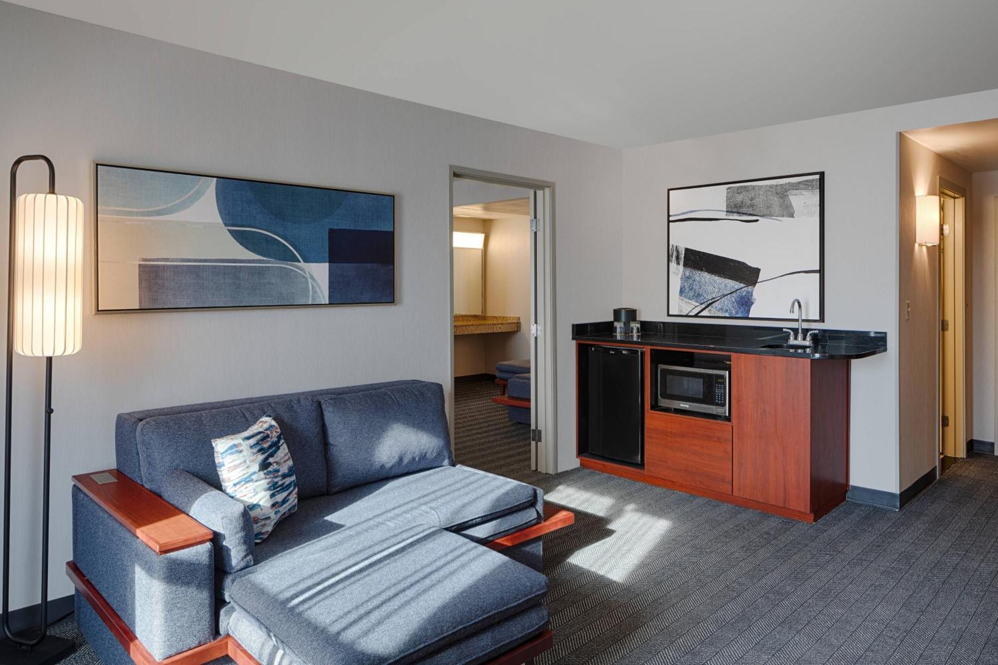 Courtyard By Marriott Springfield Downtown Ξενοδοχείο Εξωτερικό φωτογραφία
