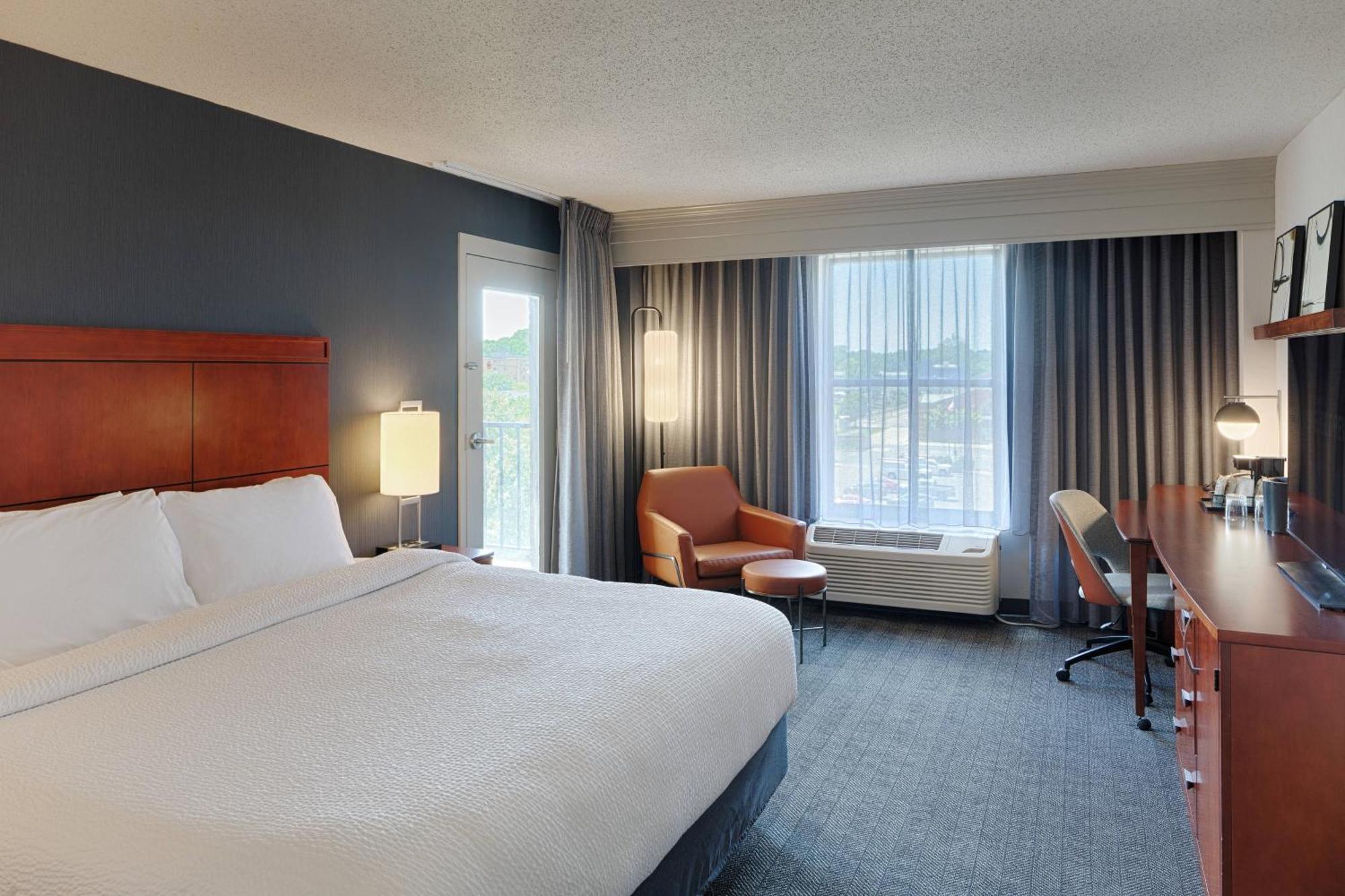 Courtyard By Marriott Springfield Downtown Ξενοδοχείο Εξωτερικό φωτογραφία