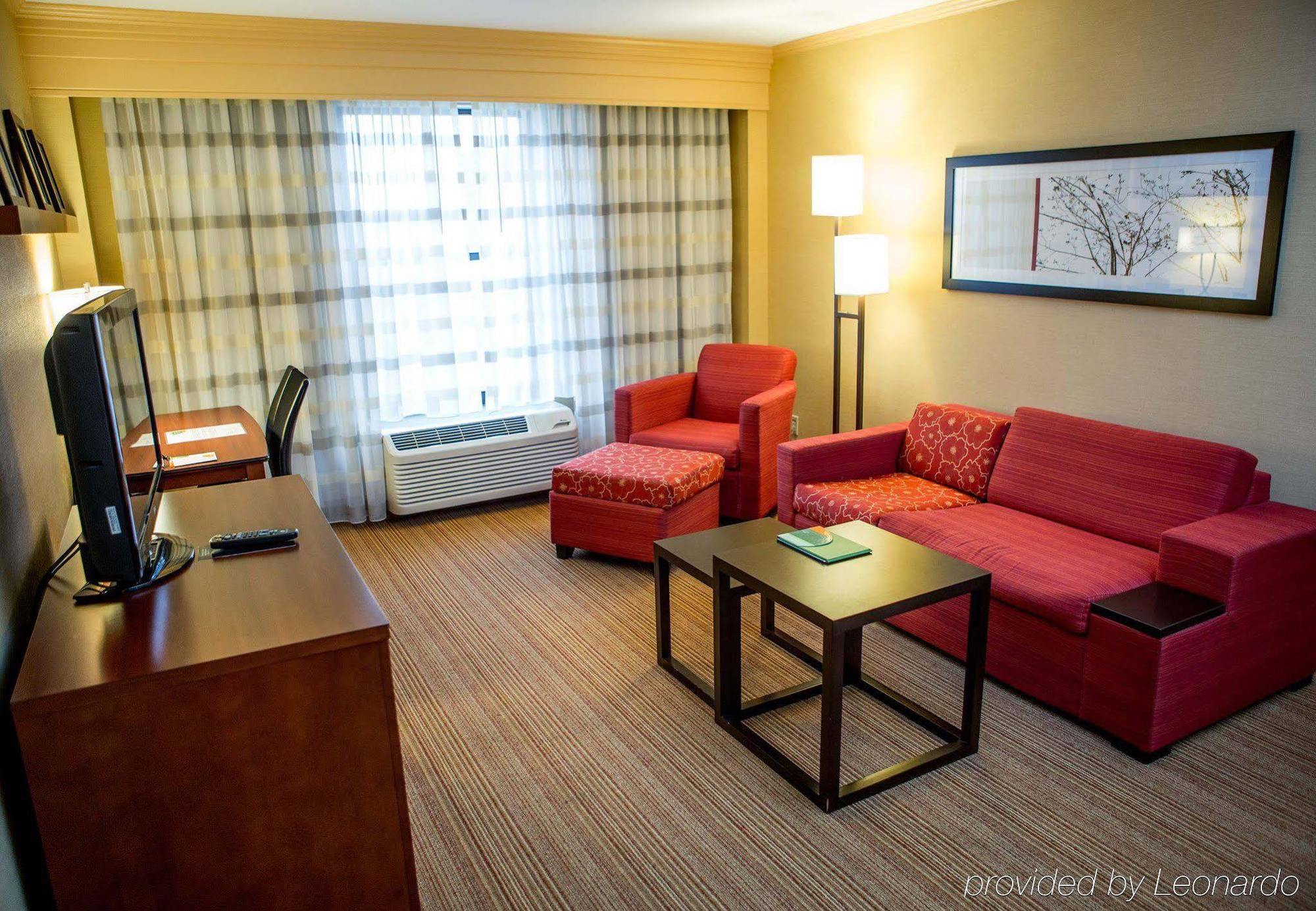 Courtyard By Marriott Springfield Downtown Ξενοδοχείο Εξωτερικό φωτογραφία